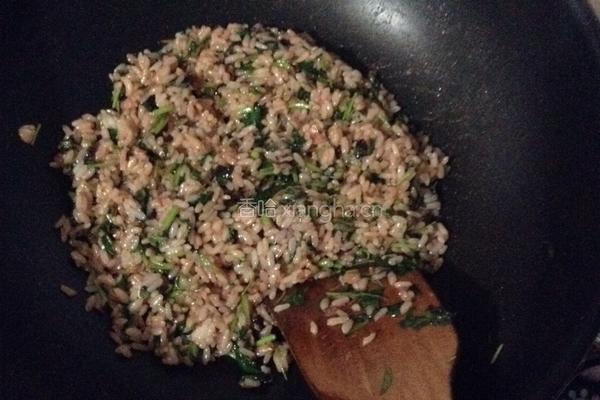苋菜蒜蓉炒饭的做法图解4