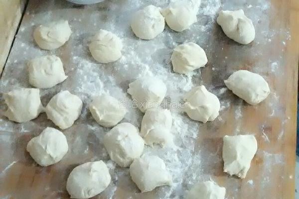 洋葱羊肉包子的做法图解9