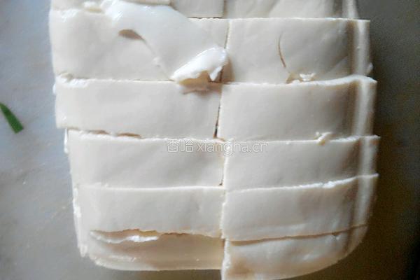 韭菜鸡蛋炒豆腐的做法图解3