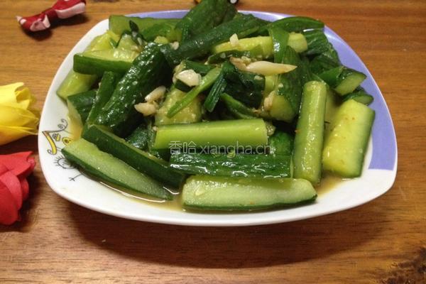 小炒黄瓜条的做法图解6