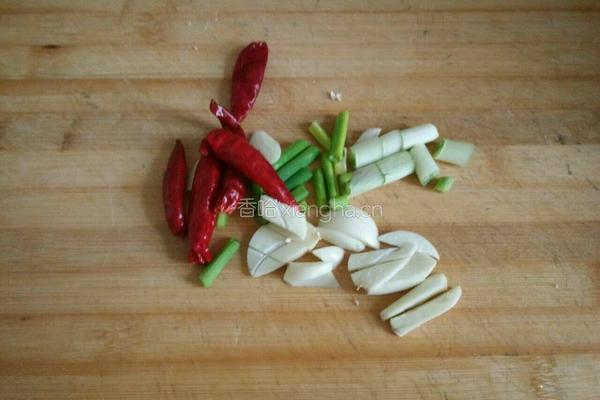 五花肉豆角焖面的做法图解3