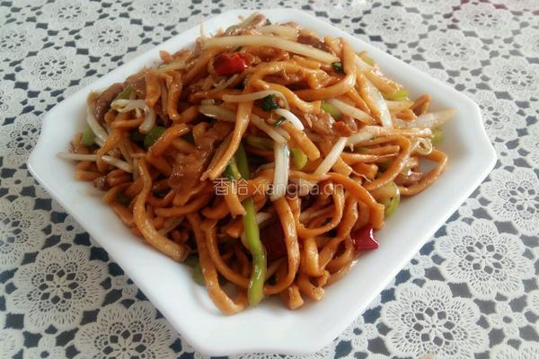 青椒肉丝炒蛋面的做法图解13