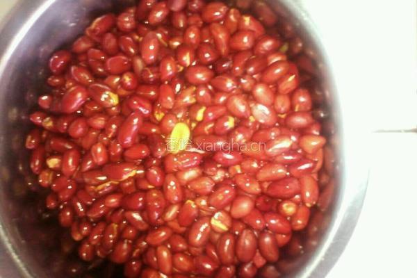 凉拌花生菠菜的做法图解2