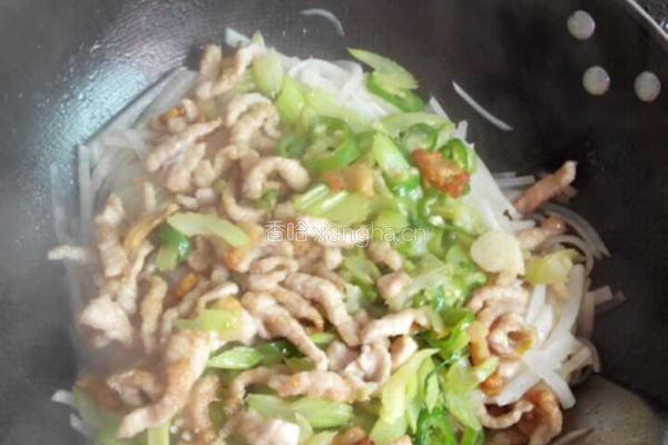 白萝卜炒肉丝的做法图解11