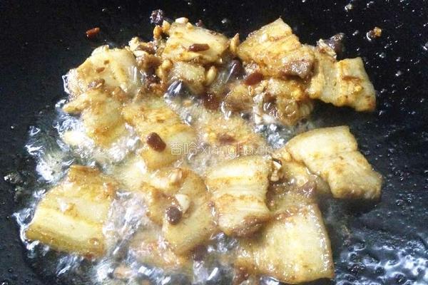 酱香花肉豆腐块的做法图解8