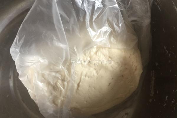 牛肉韭菜薄饼的做法图解2