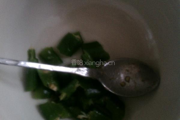辣椒蛋炒饭的做法图解1