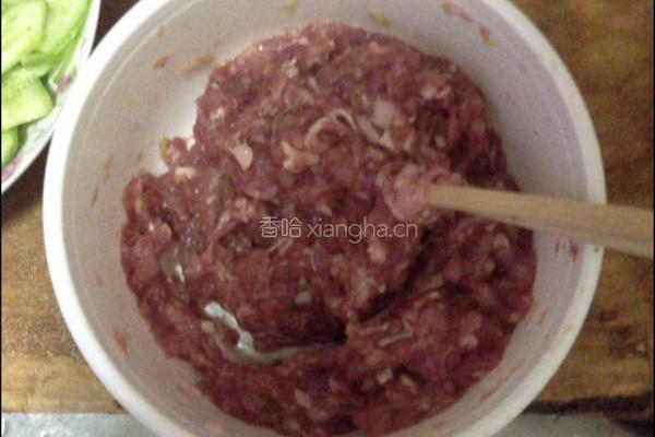 黄瓜肉丸汤的做法图解2