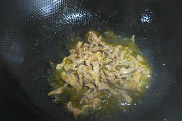 青椒炒肉丝的做法图解3