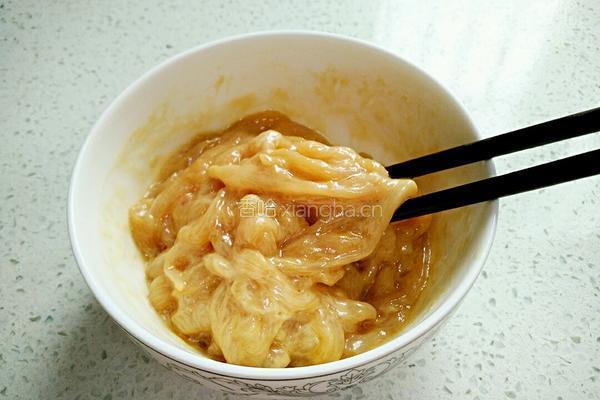 木耳炒鸡丝的做法图解3