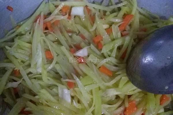 泡菜炒土豆丝的做法图解3