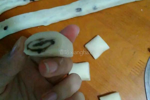 红豆小馒头卷的做法图解6