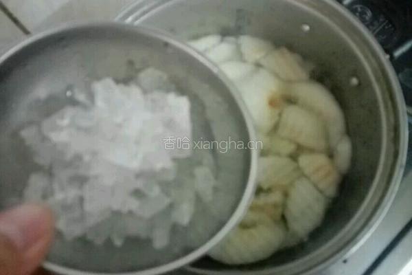 冰糖白果煲雪梨的做法图解6