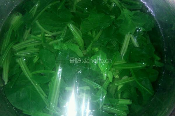 果仁菠菜的做法图解3