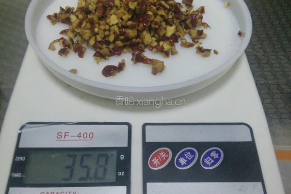 红枣饼干的做法图解1