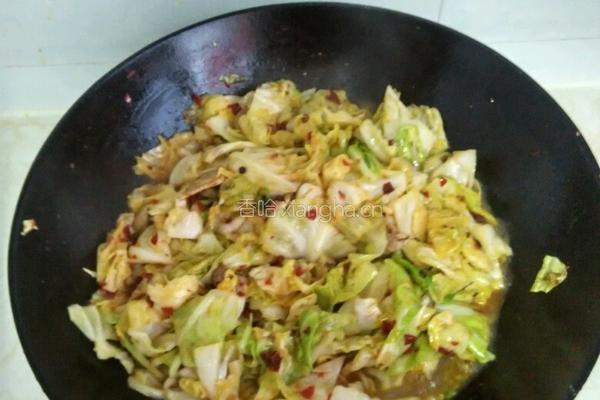 爆炒圆白菜的做法图解4