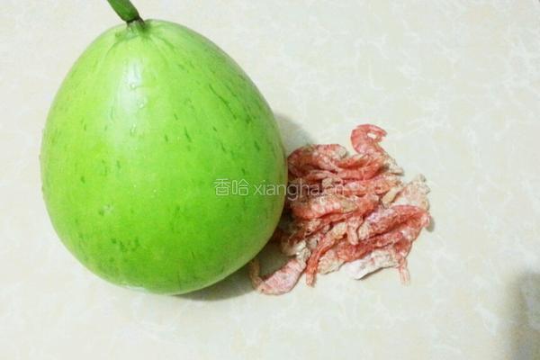 西葫芦炒虾干的做法图解1