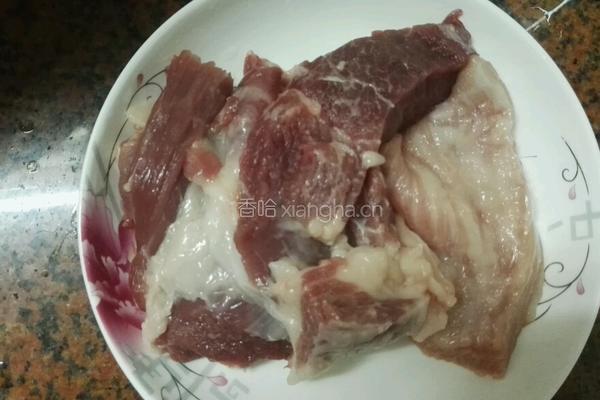 蜜汁叉烧包的做法图解2