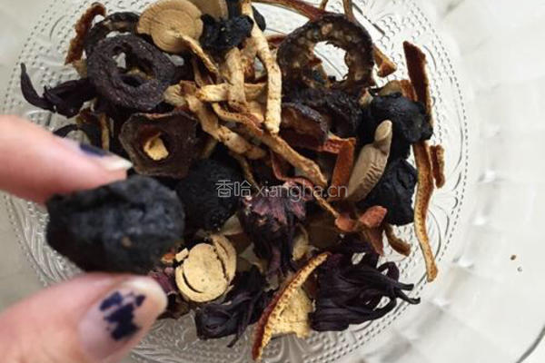 五味尚膳鲜煮酸梅汤的做法图解2