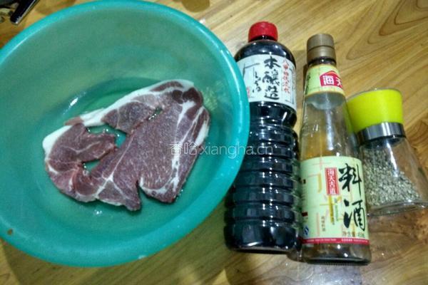 香炸猪扒的做法图解1