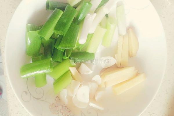家常小炒肉的做法图解2