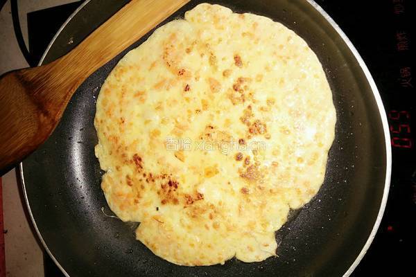 鸡蛋红萝卜煎饼的做法图解3