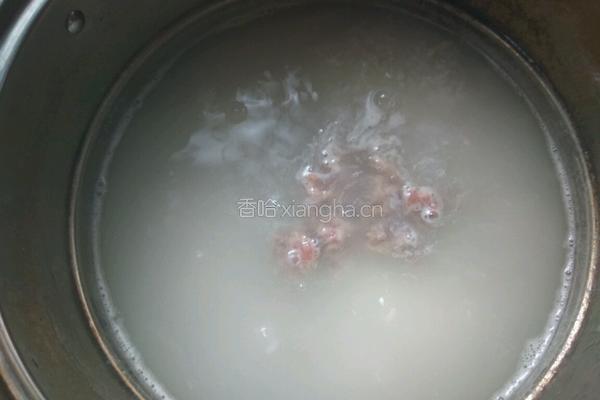 皮蛋瘦肉粥的做法图解5