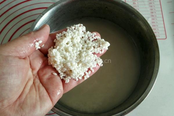 红豆糯米凉糕的做法图解2