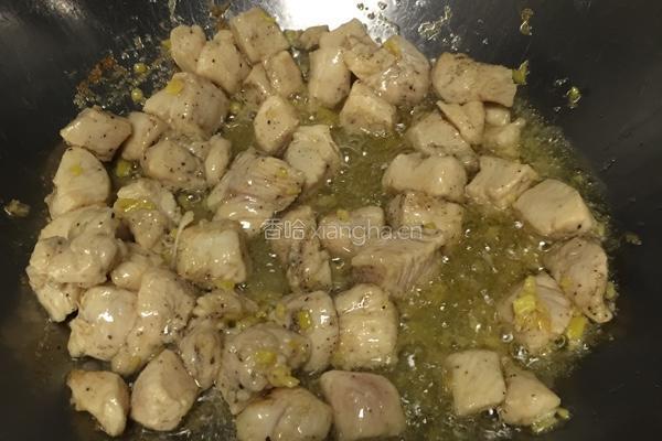 鸡丁什锦菠萝饭的做法图解8