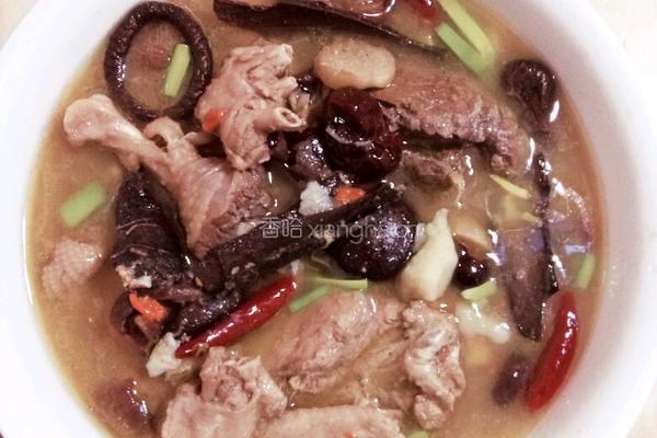 香菇炖鸡的做法图解7