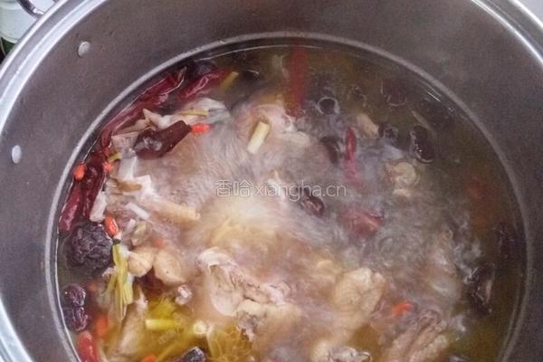 香菇炖鸡的做法图解5