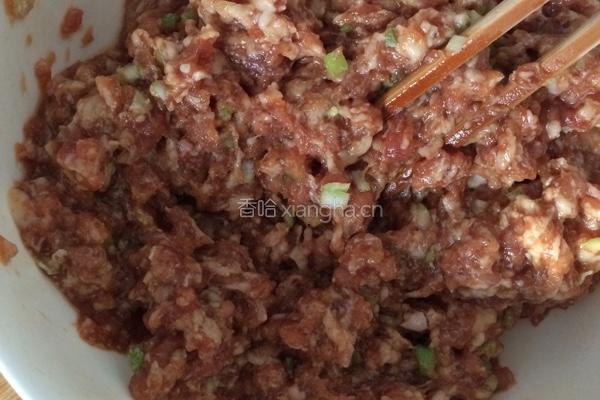 自制大馅馄饨的做法图解1