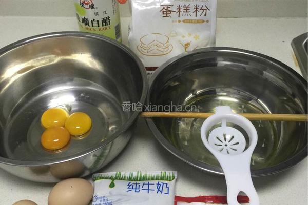 电饭煲蛋糕?的做法图解1