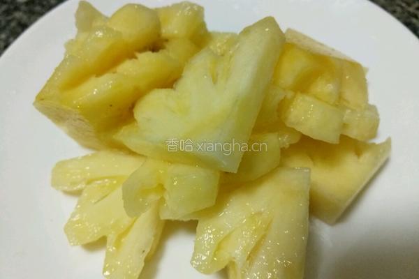 菠萝奶昔的做法图解2