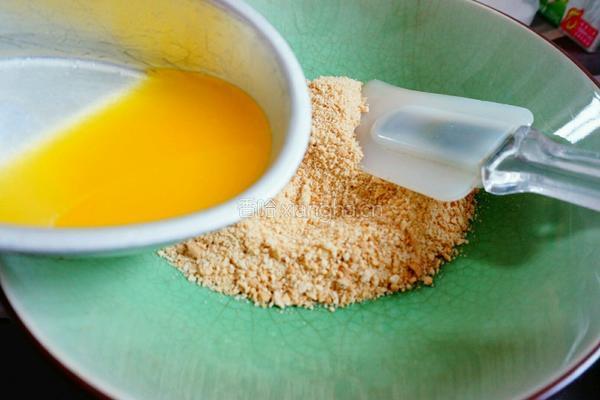 抹茶芝士冻饼的做法图解3