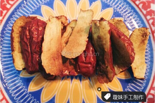 红枣苹果黑木耳糖水的做法图解2