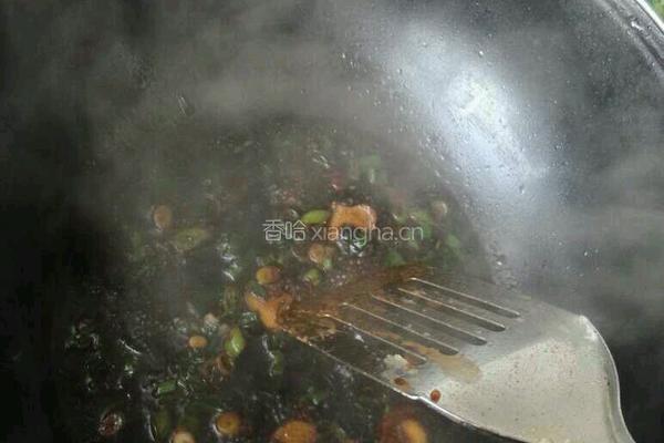 糖醋藕片的做法图解11