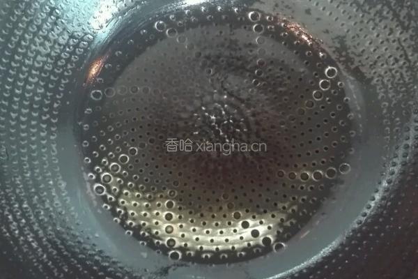 牛排炖粘玉米的做法图解2
