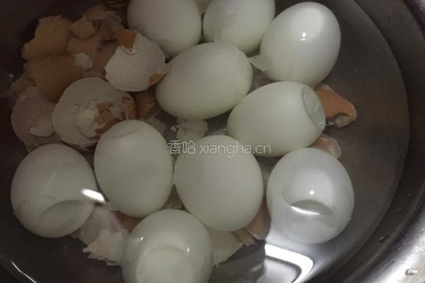 卤蛋的做法图解2