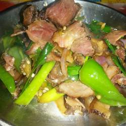 湖南辣椒炒腊肉的做法[图]