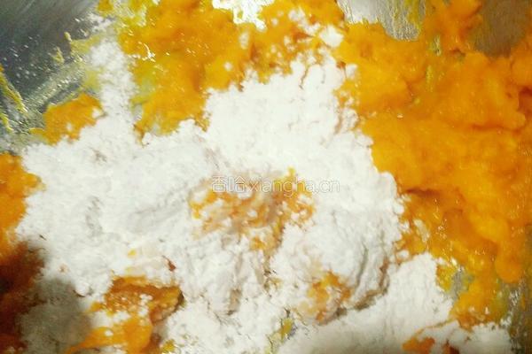 炸芝香南瓜饼的做法图解6