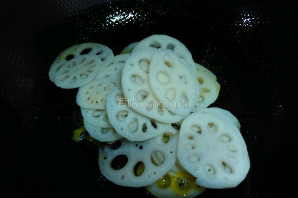 茄汁藕片的做法图解3