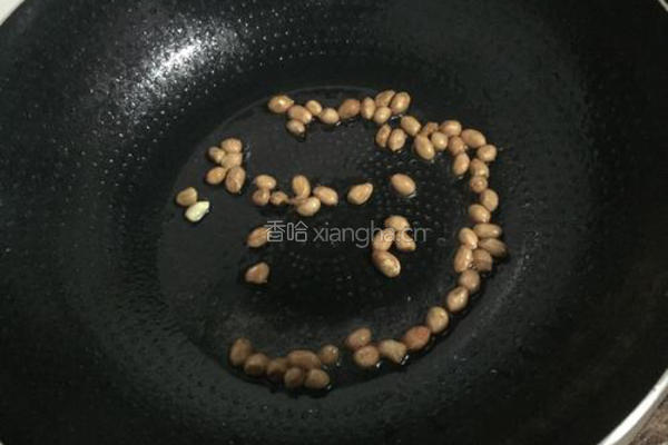 菠菜陈醋花生米的做法图解3