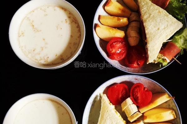 火腿鸡蛋三明治的做法图解5
