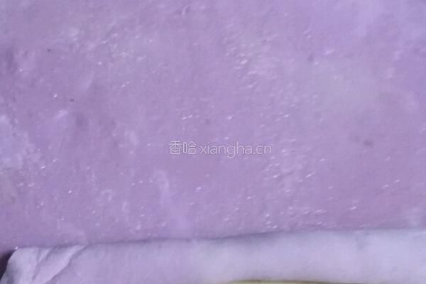 火龙果皮汁手撕饼的做法图解4