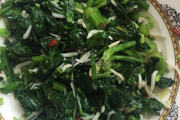小鱼凉拌菠菜的做法图解4