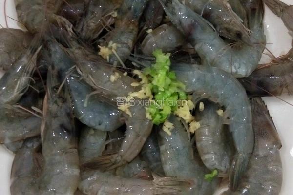 七味虾串的做法图解2