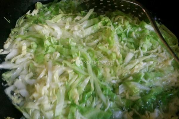 翡翠白菜水饺的做法图解4