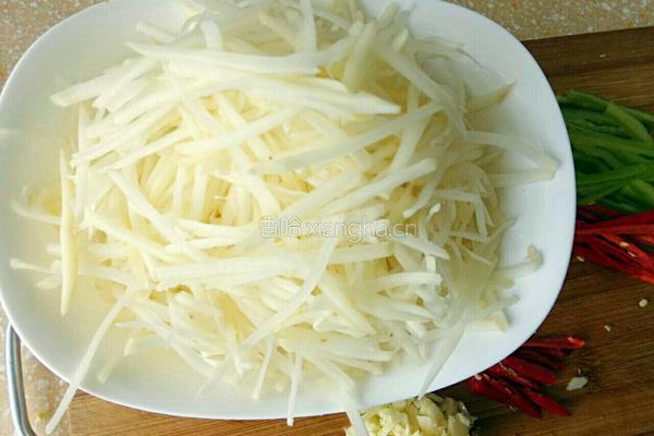 酸辣土豆丝的做法图解4
