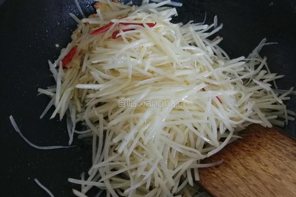 酸辣土豆丝的做法图解7